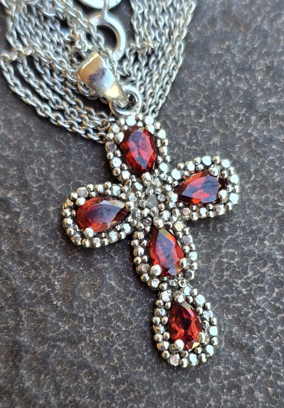 Stunning 925 sterling silver garnet diamond cross necklace